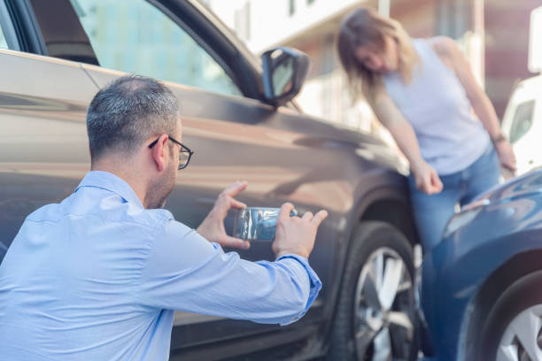 Professional Full Coverage Car Insurance technician working in Yonkers, NY